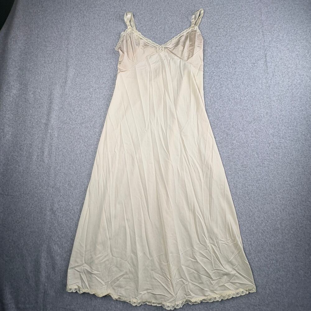 Vintage Shadowline Full Slip 32 Tall Ivory Nylon Lace Adjustable Strap Lingerie